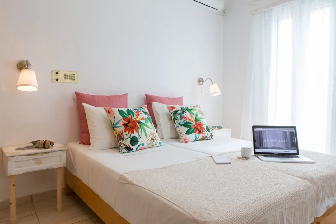 33074620_458048054633408_1340821796911316992_o